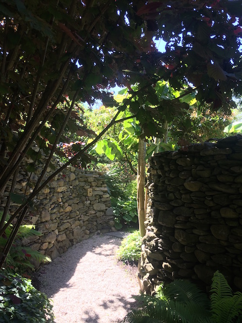 secret garden paths